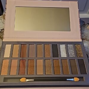Neutral Eyeshadow Palette